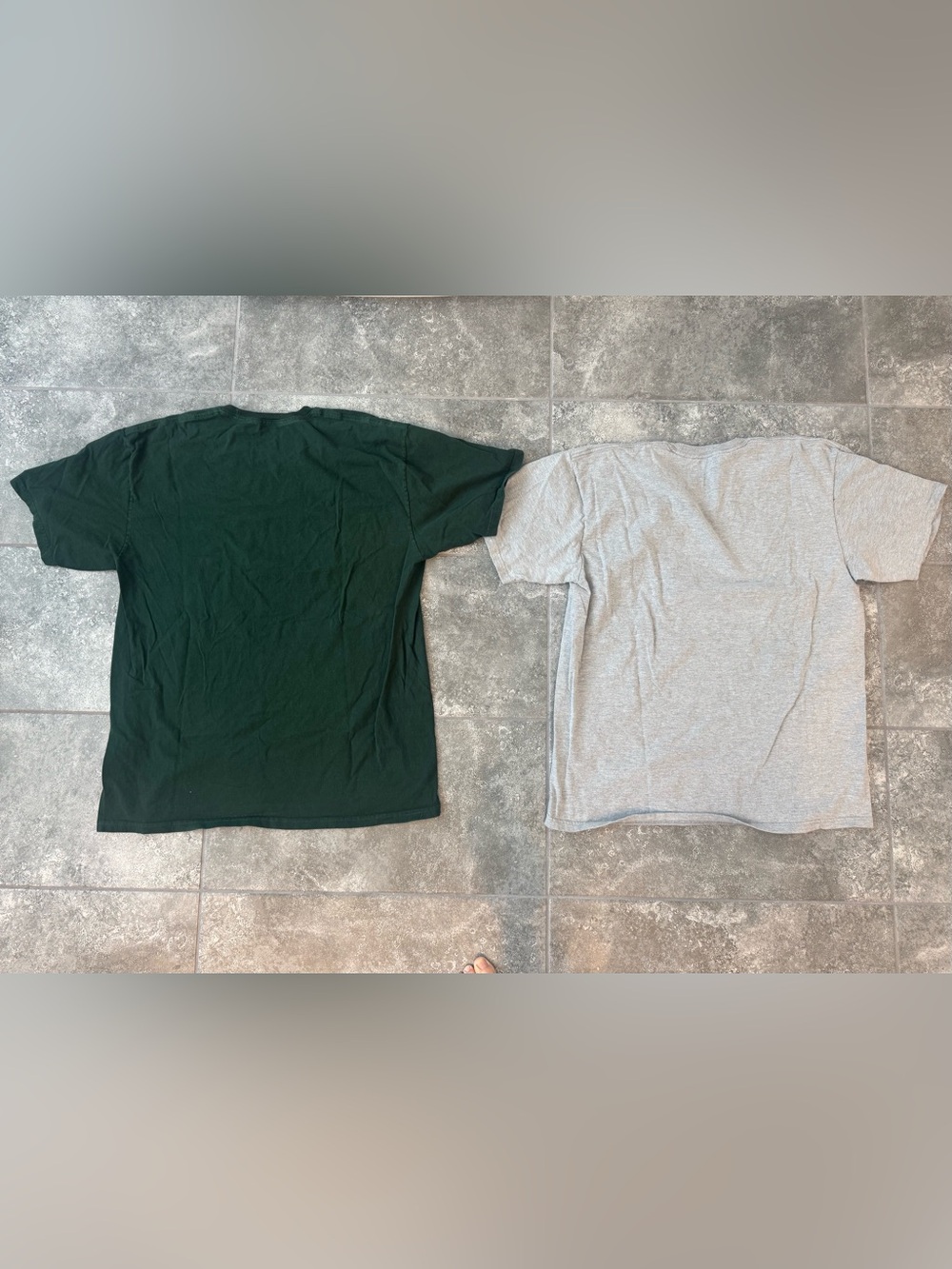 Vans tee bundle gray and green tees men’s XL - Picture 2 of 6